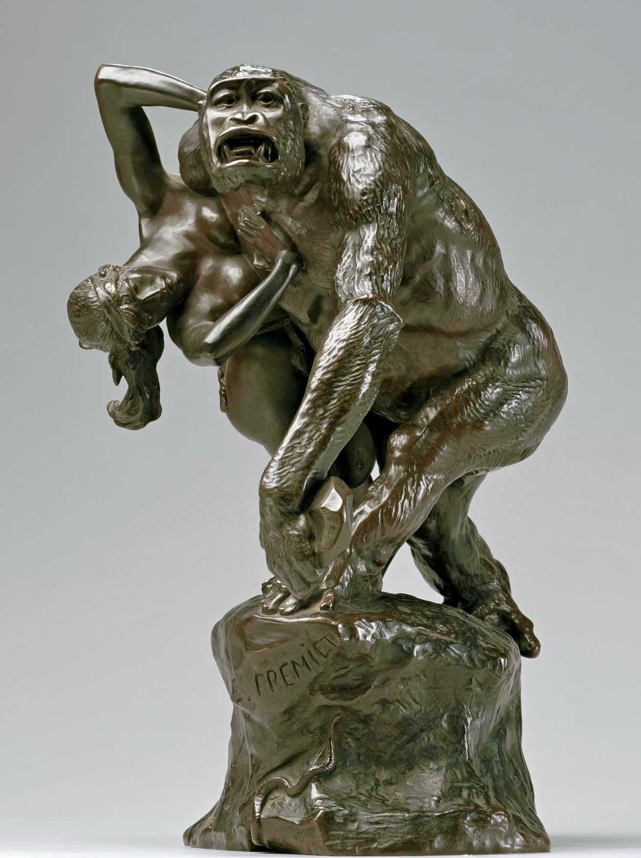 Gorilla sculpture by Emmanuel Frémiet, 1887